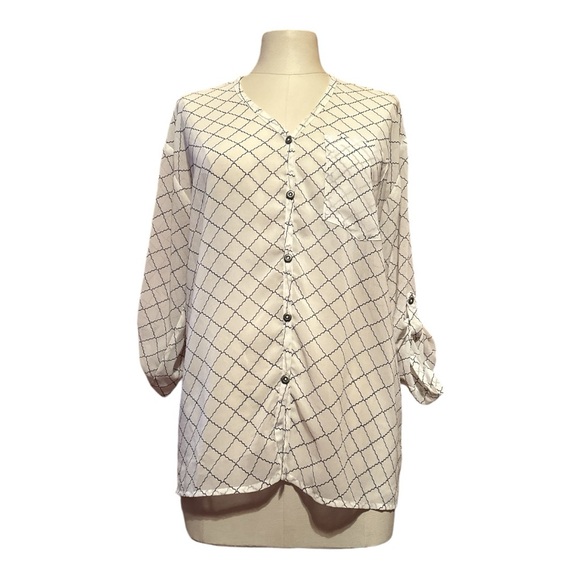 Cabi XS Chessboard #740 white/black Shear Button Up Front Pocket Blouse - Picture 1 of 4
